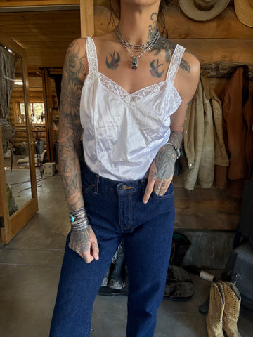 {the slip tank} 4