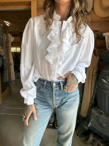 {the blouse}