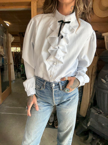 {the blouse}
