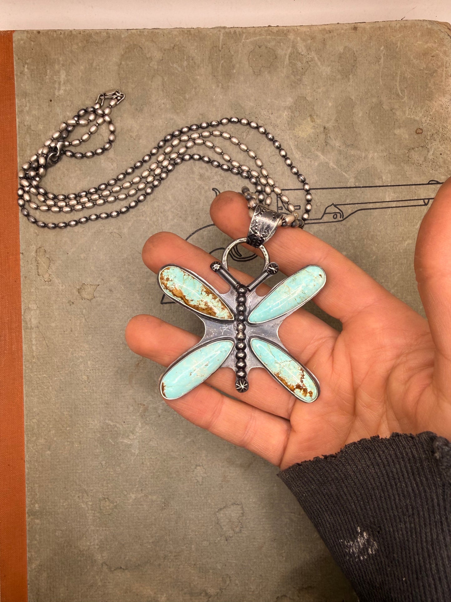 {the dustwing darling}