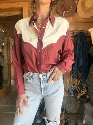 {the maroon cowgirl}