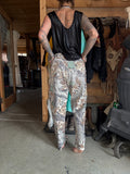 {the camo pants}